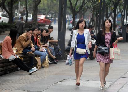 女子遭男子跟踪后大胆